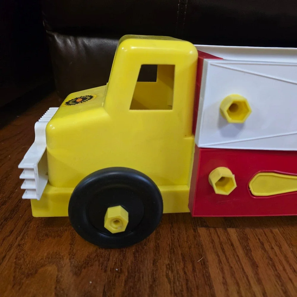 Vintage Ideal Fix-It Carry-All Truck‎ Yellow Red Polyethylene Toy 1950s 1960s